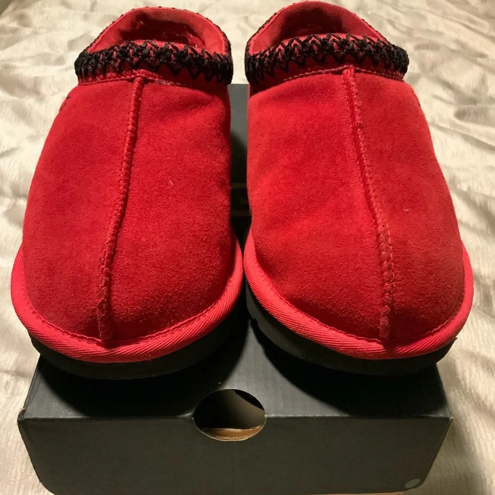 UGG Slippers - Picture 3 of 6